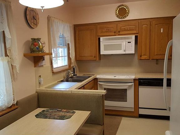5th image of 2680 Maitland Cir