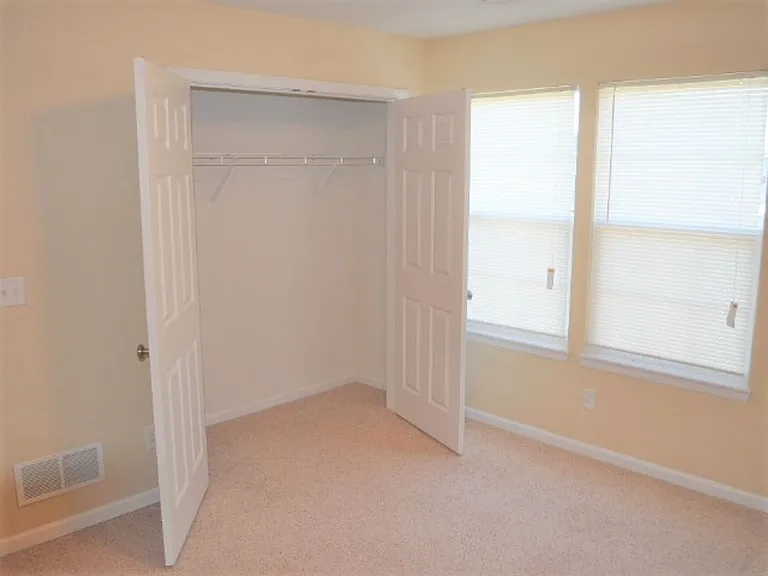 2410 Brooke Bnd — Photo 10