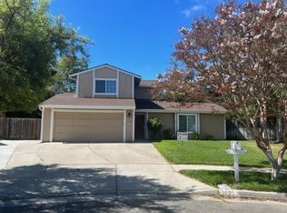 9095 Crest Hill Ct, Gilroy, CA 95020