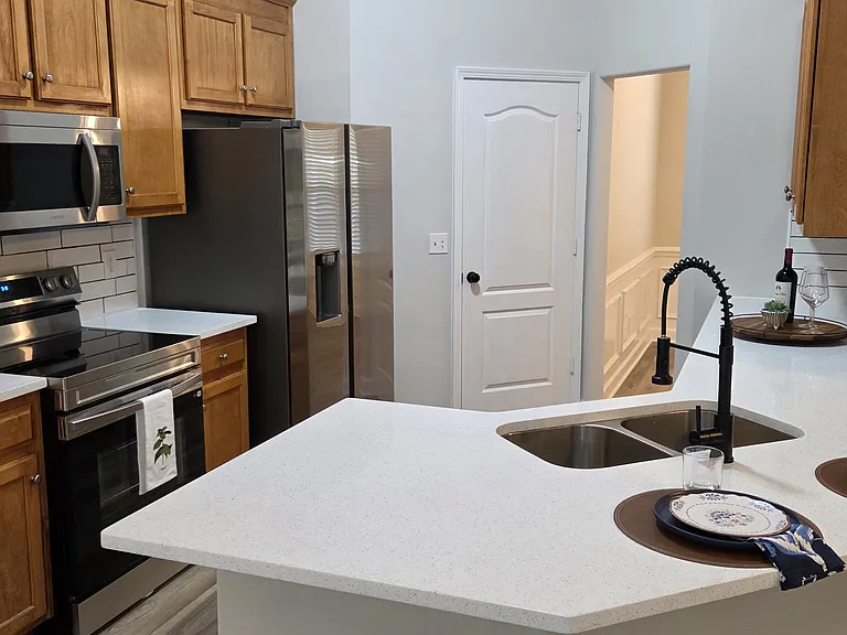 171 Laurel Oaks Ln — Photo 14