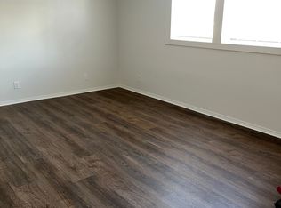 301 N 41st St #2, Council Bluffs, IA 51501