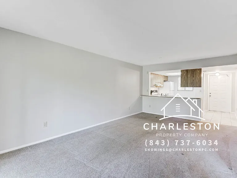2955 Dove Haven Ct #G — Photo 2