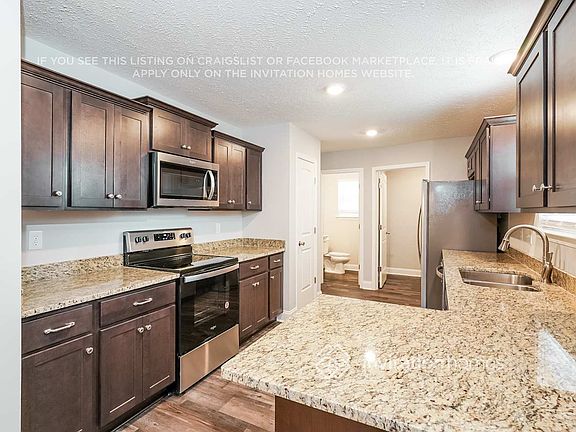5th image of 388 Green Hills Dr