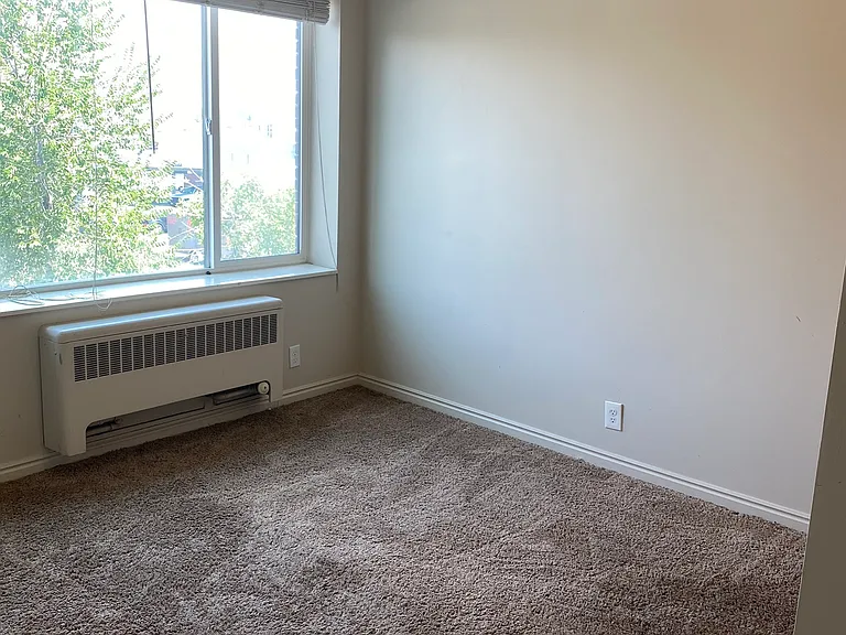 57 W Vine St — Photo 33