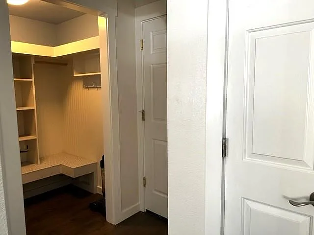 1457 S Michigan Ln — Photo 13