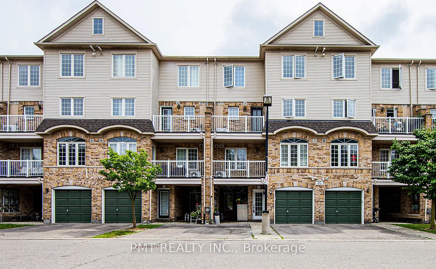 2 bed, $2,700 — Photo 1