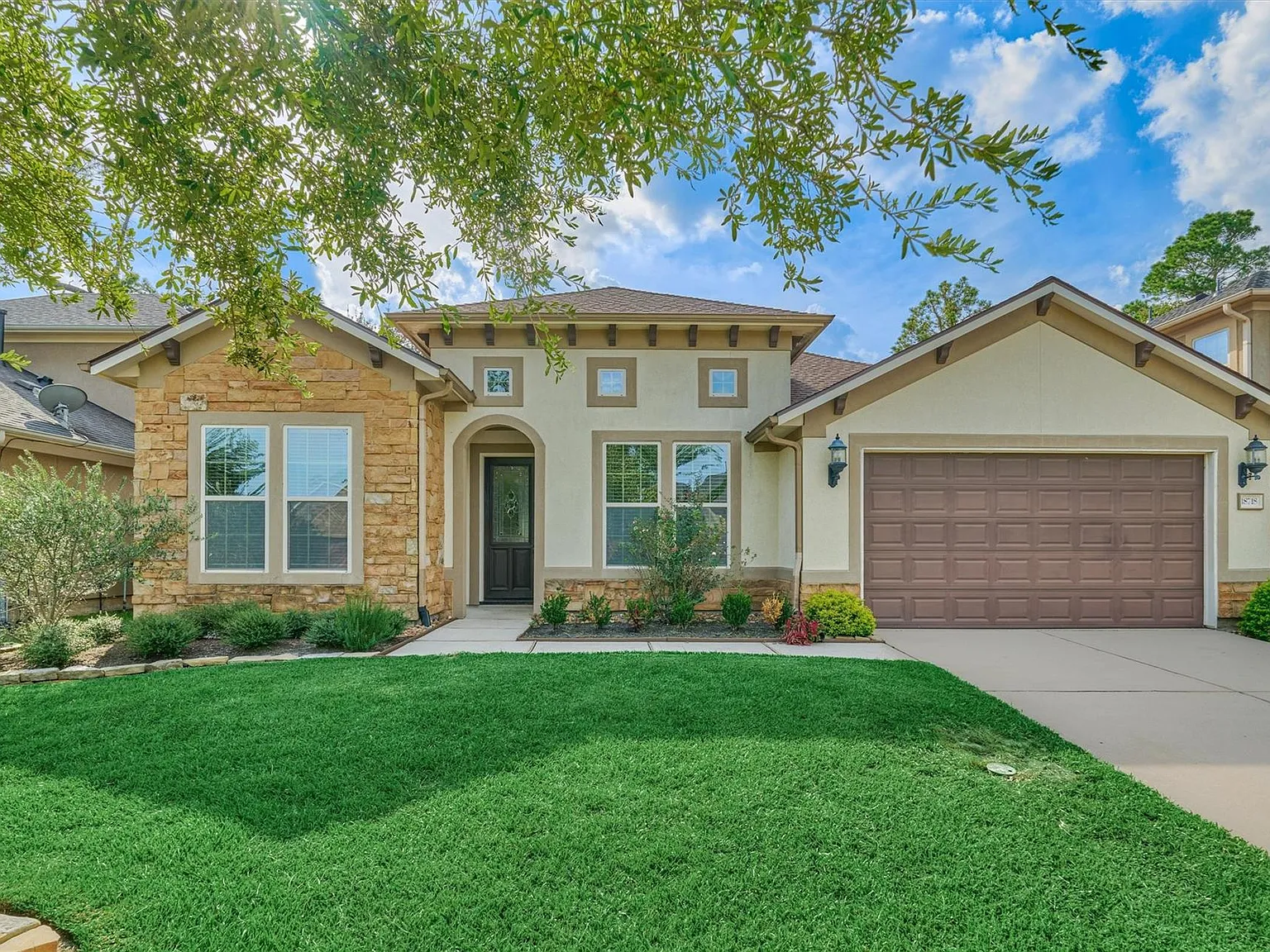 3 bed, 2.5 bath, 2171 sqft, $2,700 — Photo 1
