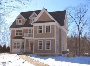 28 Briar St, Norwalk, CT 06853