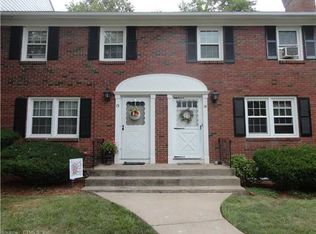 13 Brandywine Ln, Suffield, CT 06078