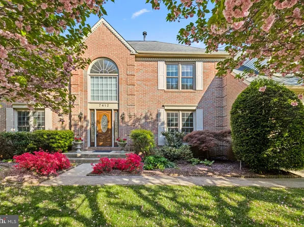7412 Rosewood Manor Ln, Gaithersburg, MD 20882