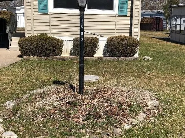 1092 Brookwood Dr, Derby, NY 14047