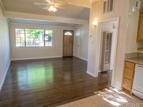 2nd image of 8529 Matilija Ave