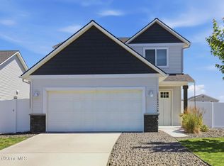 12398 N Cavanaugh Dr, Rathdrum, ID 83858
