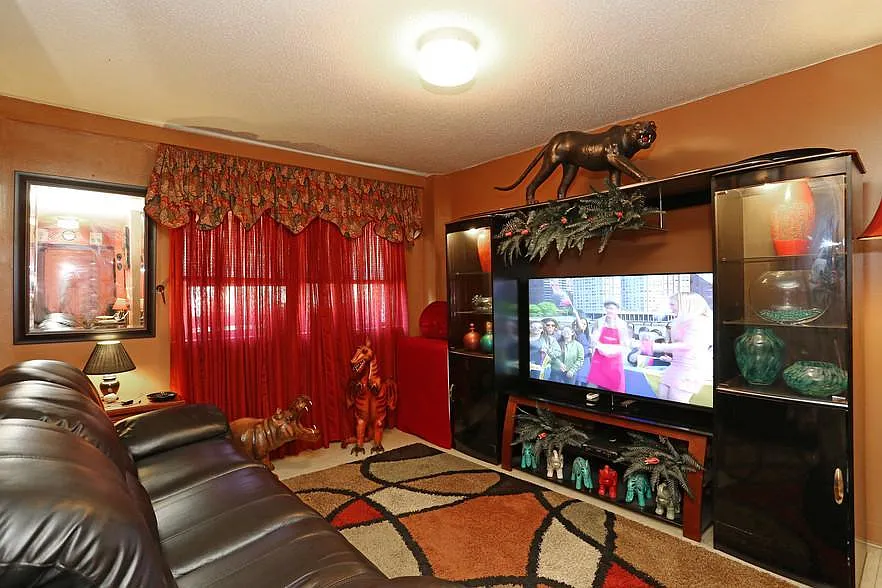 Faith Manor — Photo 2