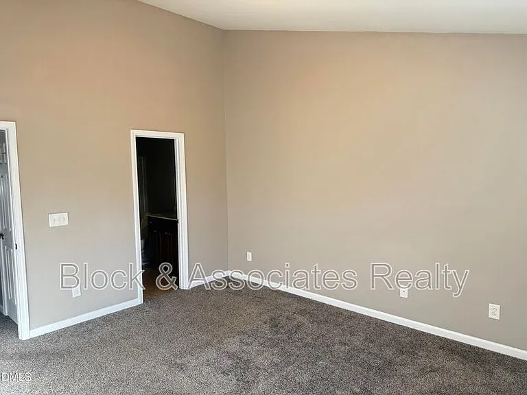 3102 Berkeley Springs Pl — Photo 12