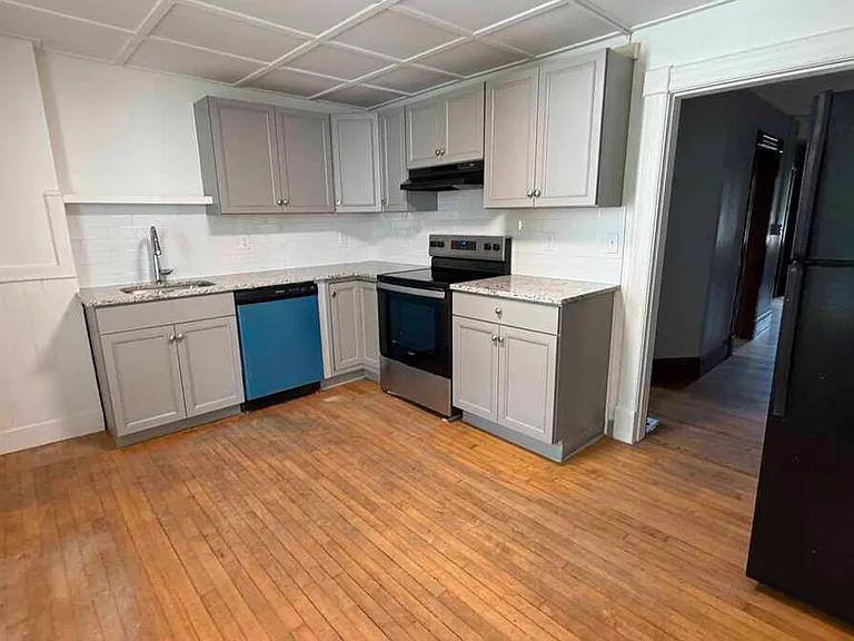 8-10 Gaston St #10B — Photo 6