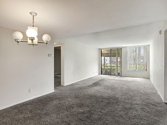3rd image of 6301 N University Drive #117
