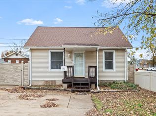 161 E Jennings Ave, Wood River, IL