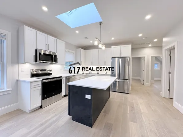 51-1 Fairbanks St, Brighton, MA 02135