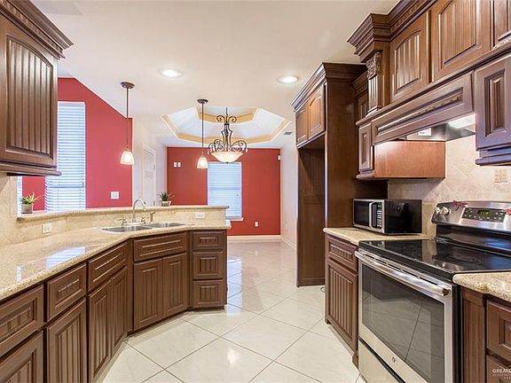 2nd image of 3309 Huron Dr