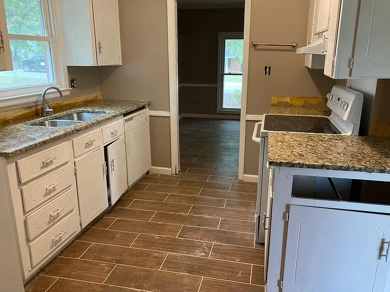 Eaglecrest Rd — Photo 3