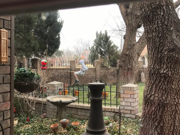 907 Broadmoor St, Amarillo, TX 79106