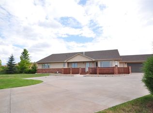 1667 N 30th St, Laramie, WY 82072