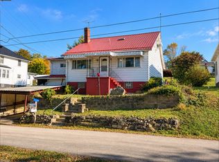 1120 Terrace Ave, Vandergrift, PA 15690