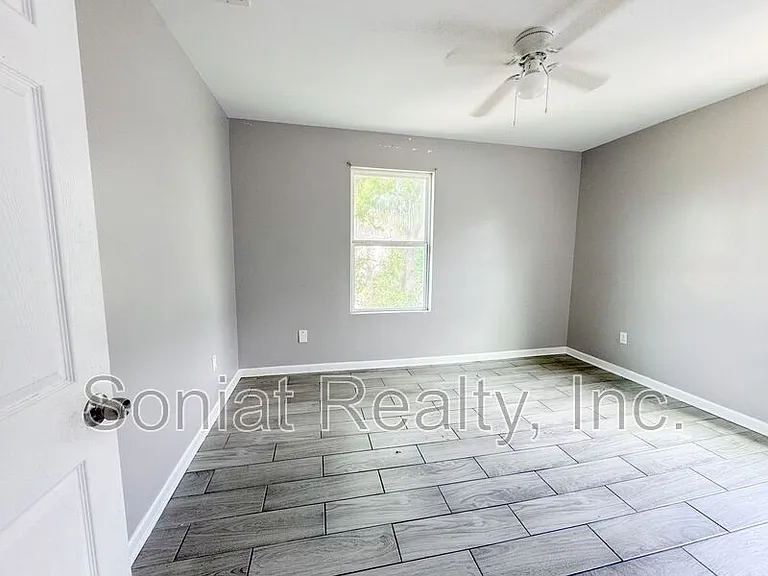 7721 S Coronet Ct #D — Photo 11