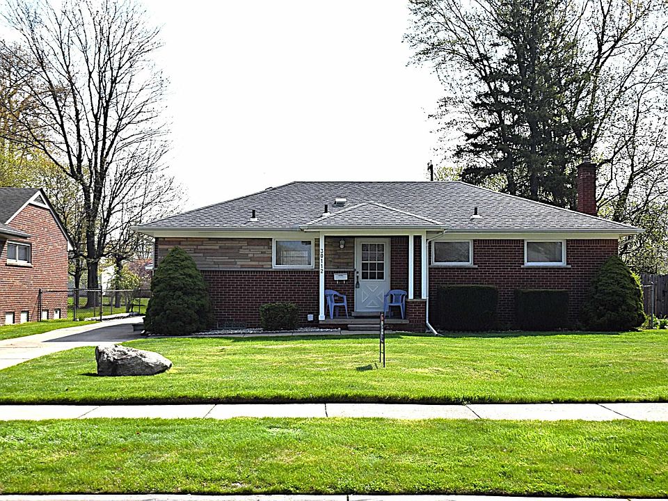 1st image of 30112 Gloria St
