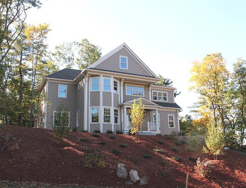 2nd image of 1 Royal Cir