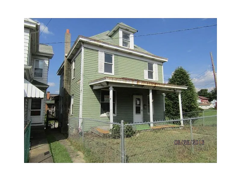 37 Millview St photo 1