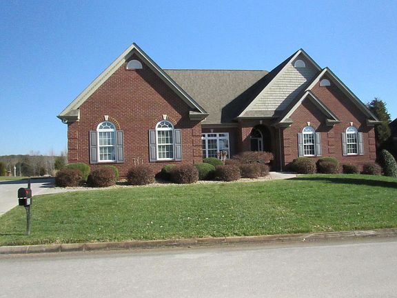 2nd image of 293 Leeward Way