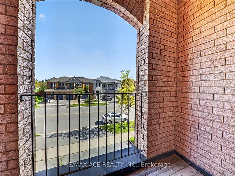 110 Blue Willow Dr — Photo 18