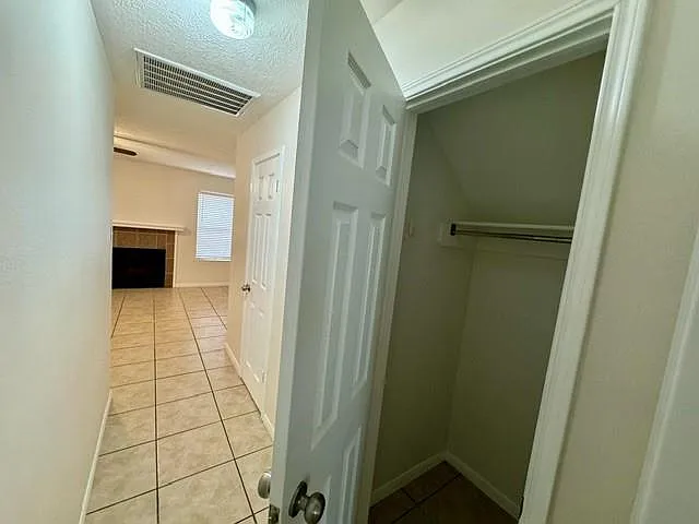 9035 Rippling Fields Dr — Photo 28