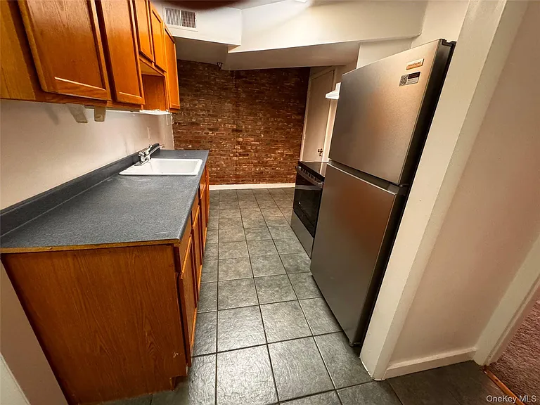175 Main St #2L — Photo 7