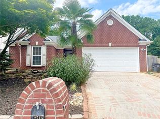 2715 Sterling Creek Point, Snellville, GA 30078