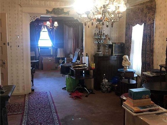 3rd image of 5008 92nd St