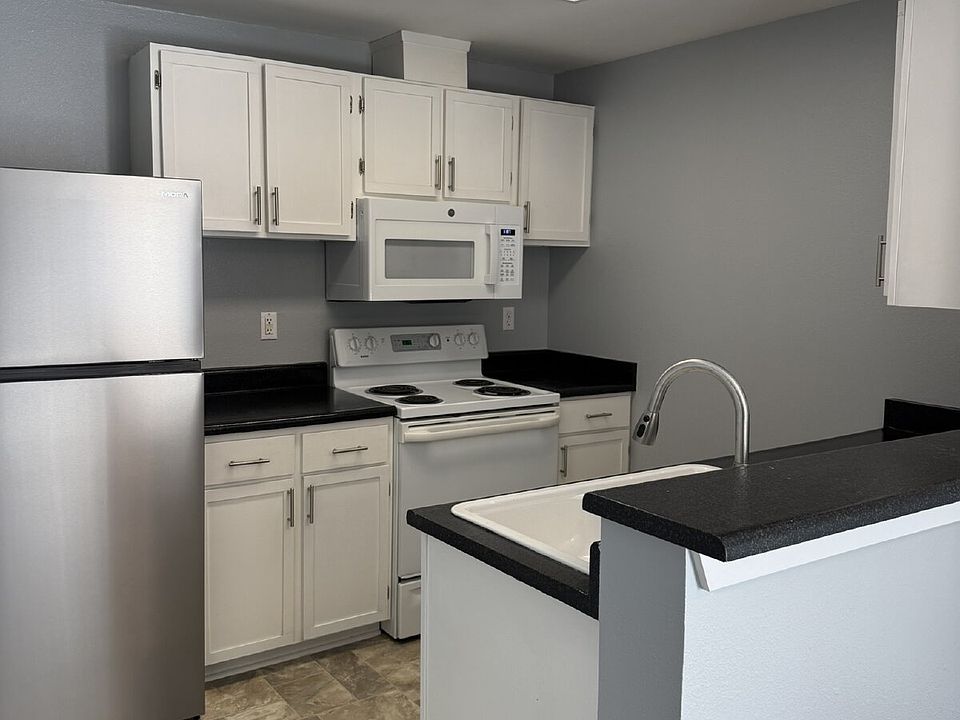 1st image of 11002 SE Petrovitsky Rd Unit D303