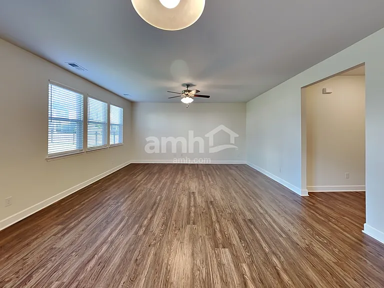 4400 Erabele Dr — Photo 9