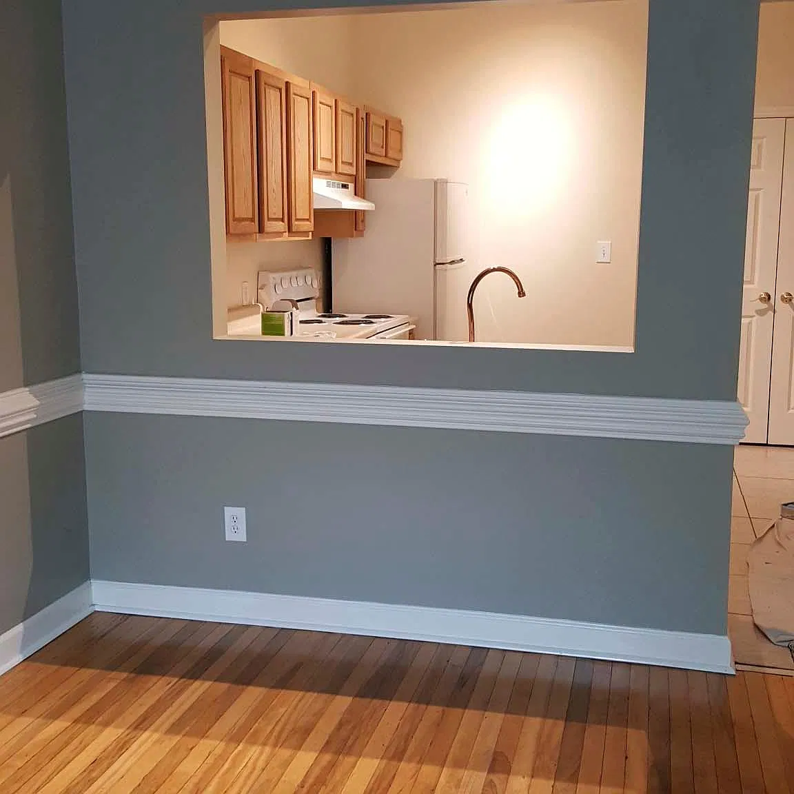 320 S Elm St — Photo 1