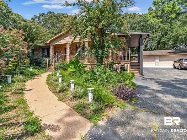 11 Cavalry Cir, Daphne, AL 36527