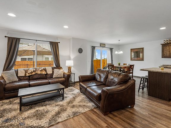 4th image of 1301 Scooter Ln Unit B