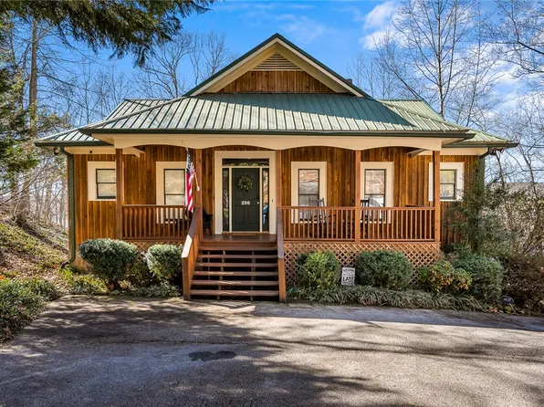256 Horseshoe Bend Dr, Westminster, SC 29693