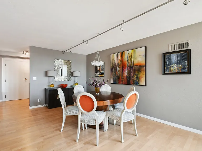 1551 Larimer St #1602 — Photo 12