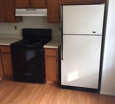 5th image of 20 Waterview Dr #68