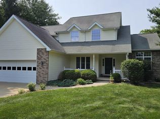 1009 E Marie Ln, Bloomington, IN 47401