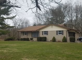 28101 Martindale Rd, New Hudson, MI 48165