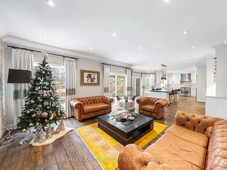 31 Marinucci Ct — Photo 10