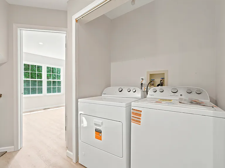 703 Porter Way W — Photo 26